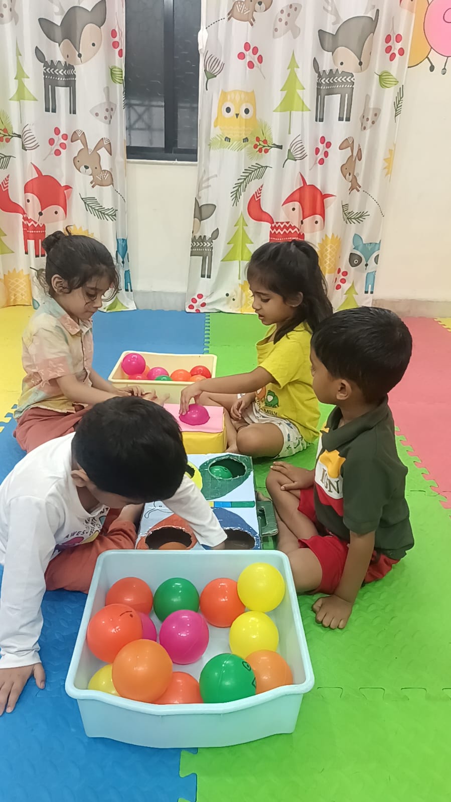 Cocoon Daycare Somalwada centre - daily activities and facilities (photo 13)
