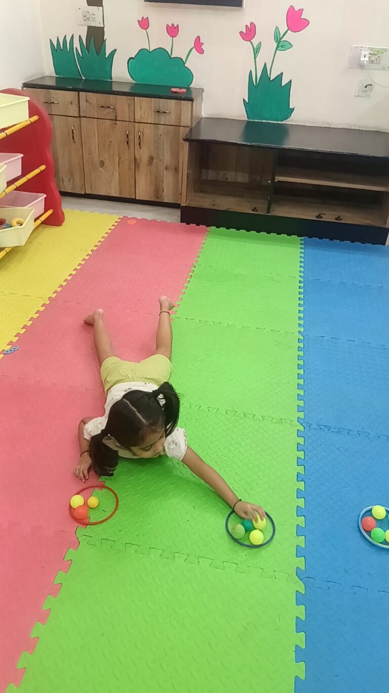 Cocoon Daycare Somalwada centre - daily activities and facilities (photo 8)