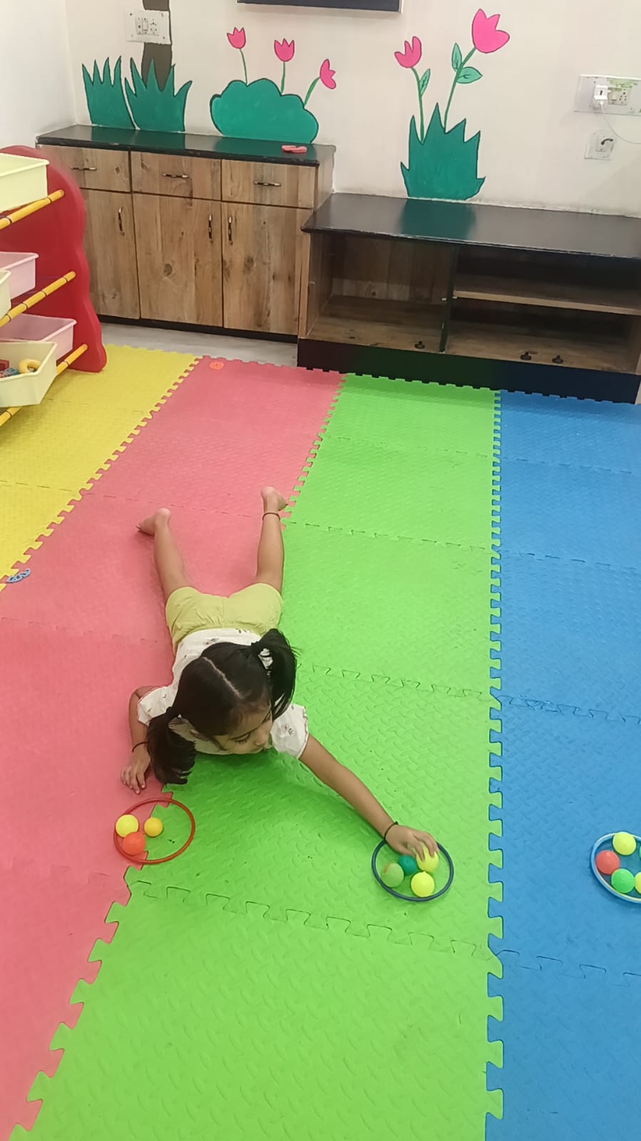 Cocoon Daycare Somalwada centre - daily activities and facilities (photo 8)